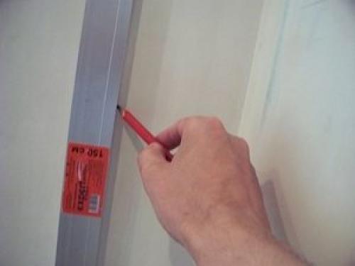 Как клеить обои своими руками. Нанесение клея и поклейка обоев на ровных участках стены 14 Как клеить обои своими руками. Нанесение клея и поклейка обоев на ровных участках стены 14