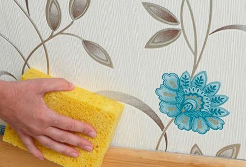 Как удалить засохший клей с флизелиновых обоев. 5 способов удалить клей с лицевой стороны обоев