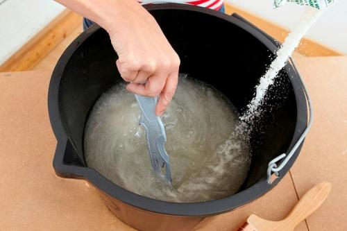 Как клеить флизелиновые обои правильно и качественно + Видео. Посмотрим, как клеить флизелиновые обои: видео, рекомендации, секреты