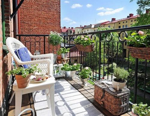 Как наполнить открытый балкон красотой и уютом. Открытый балкон 2022: ТОП-80 идей дизайна с фото 07