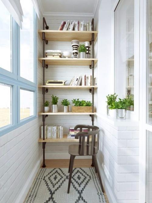 Как обустроить узкий балкон