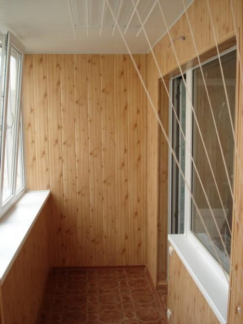 Чем отделать балкон внутри на солнечной стороне. Материал для отделки балкона внутри дешево и красиво