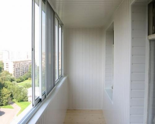 Какой лучше сделать балкон. Казалось бы банальное остекление балконов, а столько вопросов - столько вопросов :-)