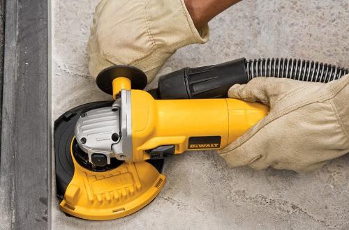 Как снять жидкие обои. Способы удаления