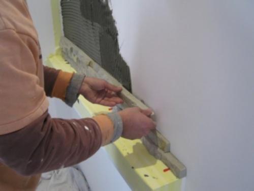 Как клеить декоративный камень на гипсокартон. Укладка искусственного камня на стену из гипсокартона