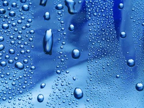 Можно ли клеить обои на холодные стены. 