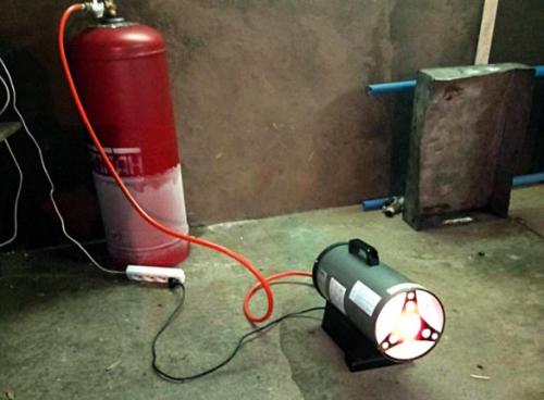 Обои для неотапливаемой дачи. Сложности приклеивания обоев зимой