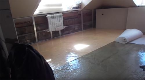 Декоративный пол из обоев. Зачем клеят обои на пол и как это делать правильно?