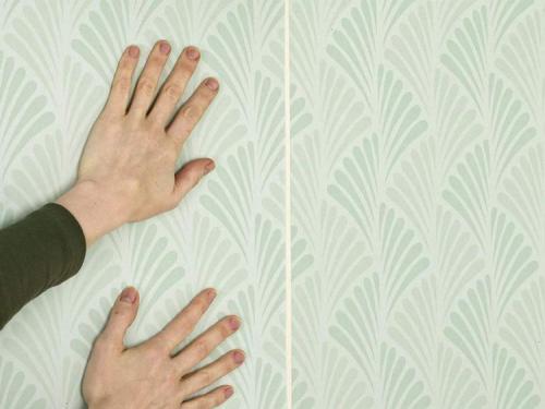 Подклейка обоев. Как правильно наклеить обои: основные приёмы