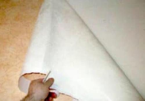 Как снять обои флизелиновые. Как правильно снять обои на флизелиновой основе