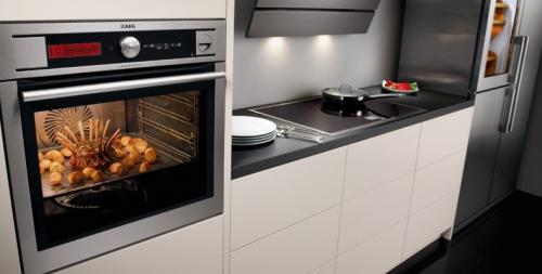 Как клеить обои на холодную стену. Можно ли клеить обои на холодные стены