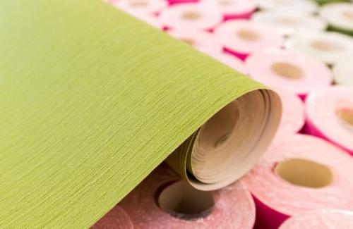 Как клеить виниловые обои на бумажной основе встык или внахлест. Почему нельзя клеить внахлест обои на виниловой основе?