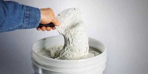 На что клеить декоративный камень из гипса. Клей для гипсовой плитки – разновидности и рекомендации по выбору, правила применения