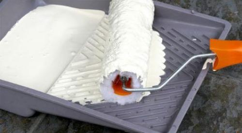 Можно ли покрасить бумажные обои водоэмульсионной краской. Можно ли покрасить обычные обои водоэмульсионной краской