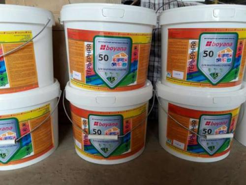 Покраска стен водоэмульсионной краской по старой краске. Характеристики водоэмульсионных красок