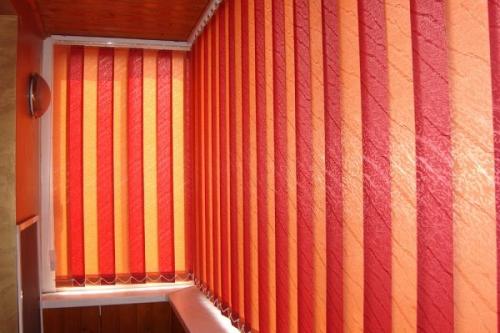 Шторы на балкон с панорамным остеклением. Креативные идеи 05 Шторы на балкон с панорамным остеклением. Креативные идеи 05