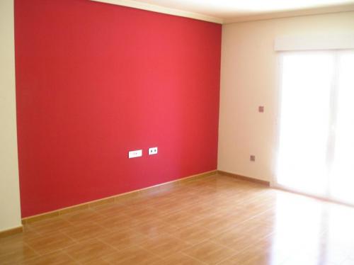 Поклейка обоев на силиконовую краску. Особенности поклейки обоев поверх краски