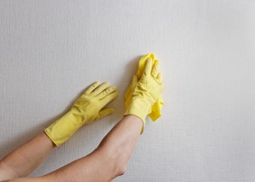 Лак для обоев под покраску. Что можно покрывать? 10