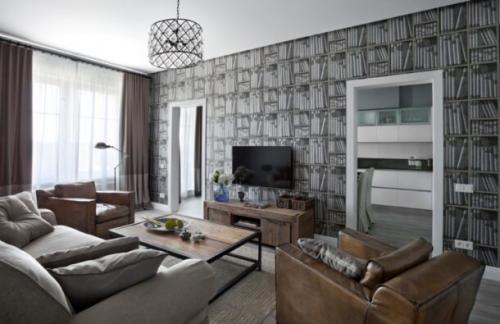 Можно ли клеить обои на лакированную стену. Для каких обоев можно использовать лак