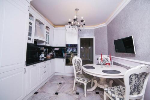 Как выбрать обои для кухни. Виды обоев