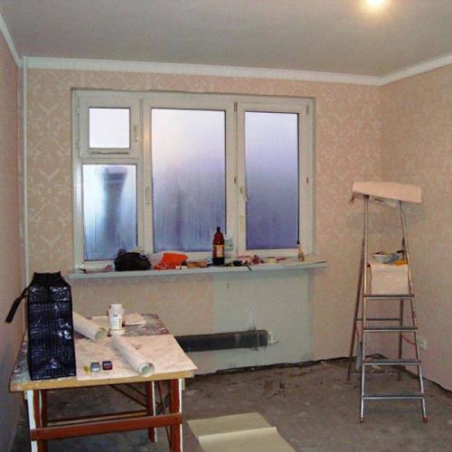 Можно ли клеить обои на холодные стены.