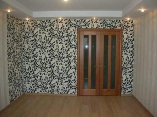 Высокая влажность при поклейке обоев. Почему не стоит клеить обои в сырую погоду