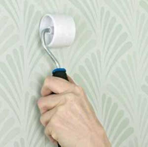 Как клеить флизелиновые обои под покраску в углах. О материалах и инструментах