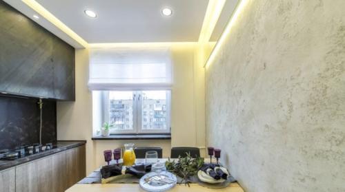 На кухне обои или покраска. Отделка стен на кухне