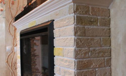 На что клеить декоративный кирпич из гипса. Сферы применения гипсового декоративного камня