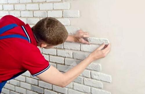 Можно ли клеить гипсовый камень на жидкие гвозди. Способы приклеивания