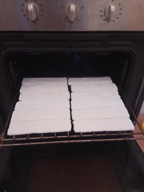 Декоративный камень из гипса своими руками. Декоративный кирпич из гипса своими руками (венецианский кирпич)