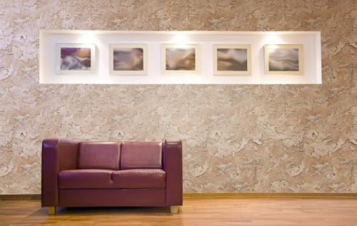 Чем покрыть обои, чтобы можно было мыть. Виды обоев под лакировку