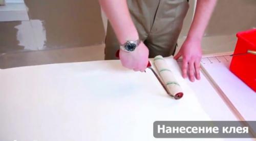 Как правильно клеить обои бумажные. Поклейка обоев
