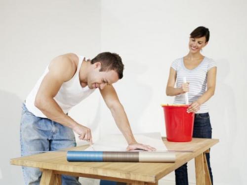 Как клеить обои бумажные. Клеим бумажные обои правильно — советы настоящего профессионала