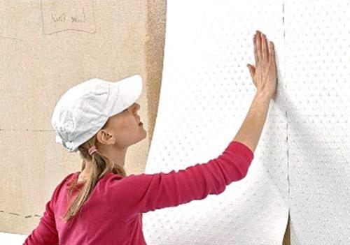 Надо ли снимать бумажный слой виниловых обоев. Почему не стоит отдирать бумажные обои перед поклейкой новых